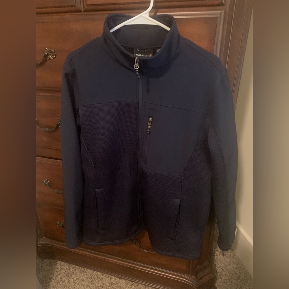 Swiss Tech Men's Dark Blue Performance Jacket